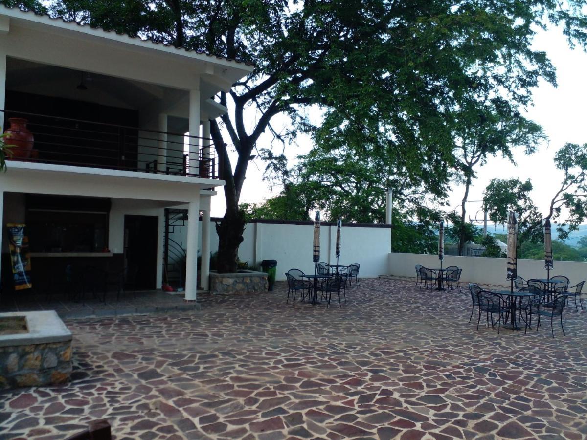 Hotel La Loma, Tu Casa En Tamasopo タマソポ エクステリア 写真